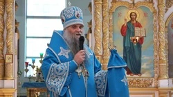 Епископ Валуйский и Алексеевский поздравил красногвардейских прихожан с Пасхой