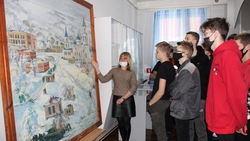 Студенты Бирючанского техникума побывали в районном музее по Пушкинской карте