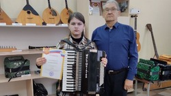Фестиваль исполнителей на народных инструментах собрал более 20 юных красногвардейцев 