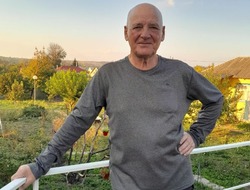 Предприниматель Виктор Бондарев из Красногвардейского района отметил своё 75-летие