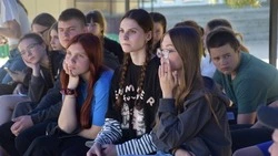 Областная школа КВН прошла в Красногвардейском оздоровительном лагере «Чайка»
